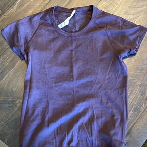 Womens Lululemon top